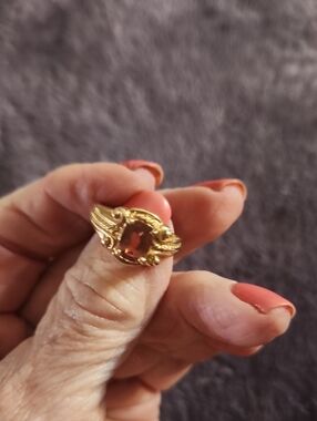 14kt Gold Ring with Pink Tormaline Stone - Women's Fashion Jewelry